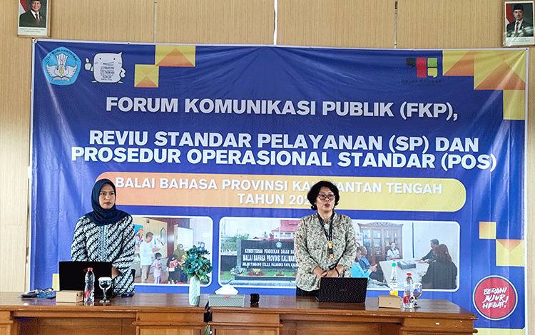 Balai Bahasa Kalteng Gelar Reviu Standar Layanan, Tekankan Keterbukaan dan Partisipasi Publik