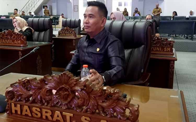 Hasrat Minta Warga Tetap Tenang: DPRD Dukung Langkah Cepat Pemkab Atasi Kelangkaan BBM di Barito Utara