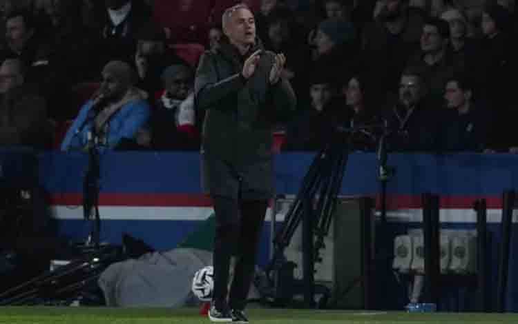 Enrique: PSG Layak Menang 5-0 atas Rennes