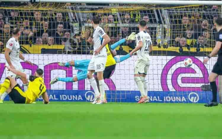 Hasil Liga Jerman: Dortmund Bungkam Hoffenheim, Hamburg atasi Bremen