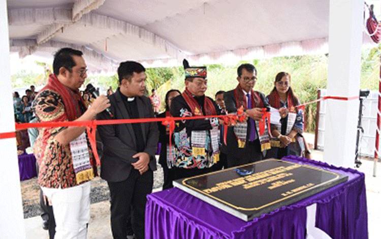 Pemkab Kapuas Fokus Benahi Mental, Infrastruktur dan Kehidupan Bergereja