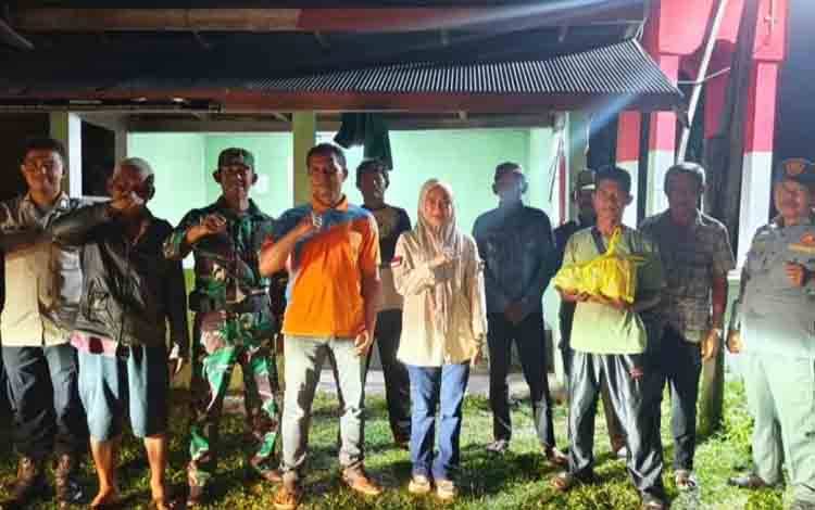 Lurah Kalampangan Bareng Babinsa dan Bhabinkamtibmas Lakukan Patroli Siskamling