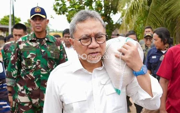Dramaturgi Pejabat dan Solidaritas Warga di Tengah Banjir Sumatera