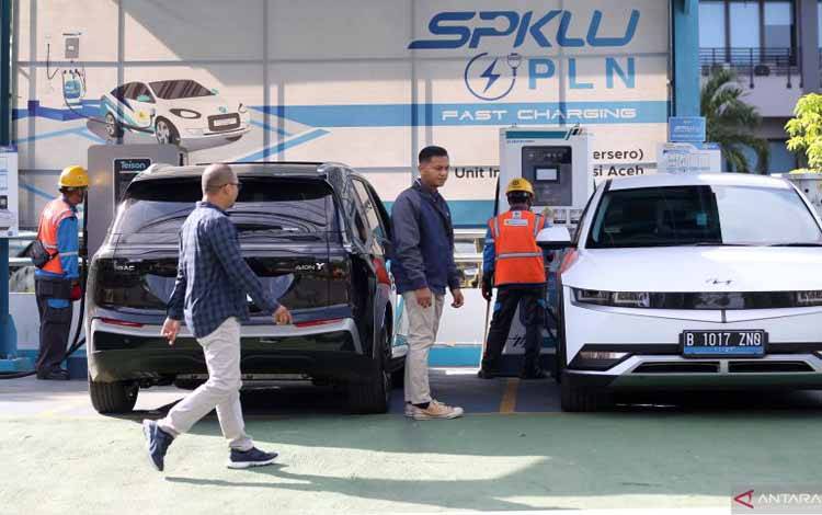Pemilik Mobil Listrik di Indonesia Mayoritas Kelompok Menengah Atas