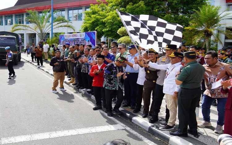 Kalteng Salurkan Bantuan untuk Aceh, Sumut, dan Sumbar