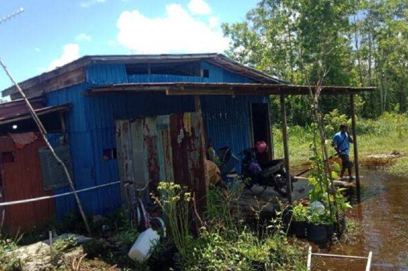 Pemko Palangka Raya Salurkan Bantuan Perbaikan Rumah tak Layak Huni