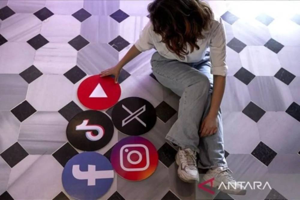 Tekanan-Tekanan di Media Sosial yang Bisa Memengaruhi Emosi Remaja