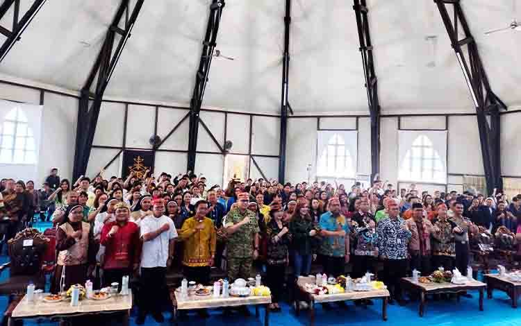 Seminar Natal Nasional 2025 di Palangka Raya Angkat Falsafah Huma Betang Perkuat Ketahanan Keluarga
