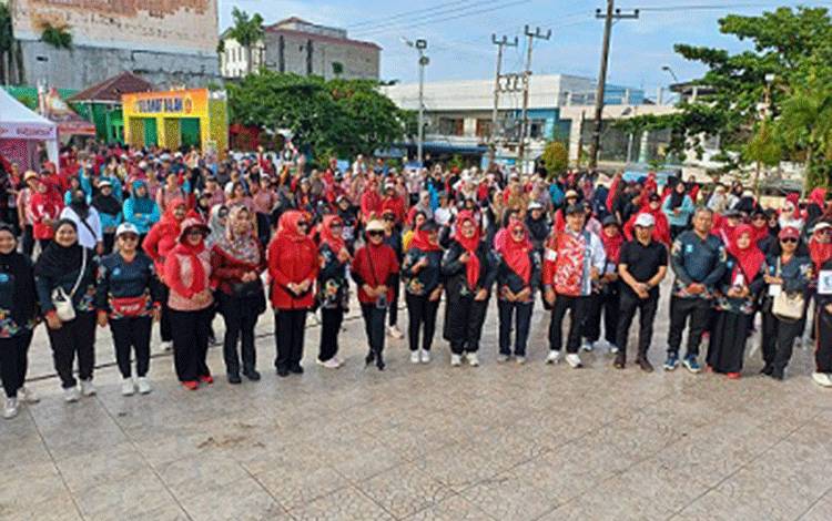 Peringatan Hari Ibu ke-97, Wabup Kotim Tekankan Peran Perempuan Menuju Indonesia Emas 2045