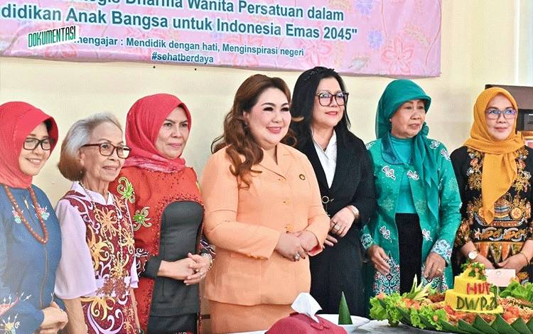 Ketua DWP Disdik Kalteng Dorong Penguatan Program Inovatif