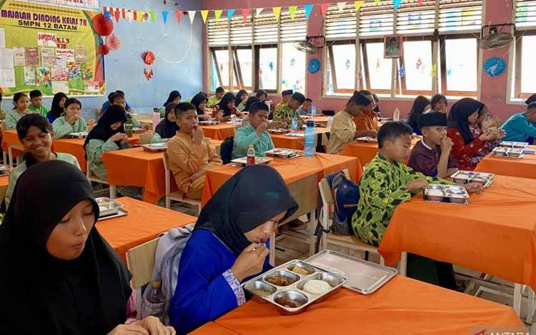 BGN Pastikan Pengantaran MBG di Luar Pagar Menyusul Insiden Cilincing