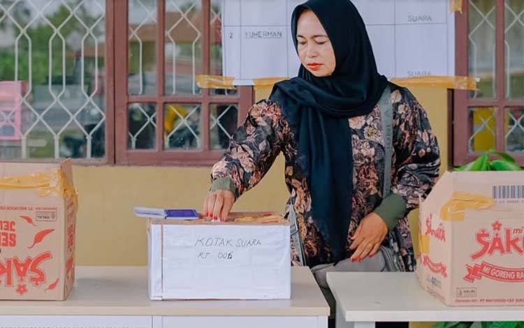 Warga Mambulau Kapuas Antusias Ikuti Pemilihan Ketua RT Serentak