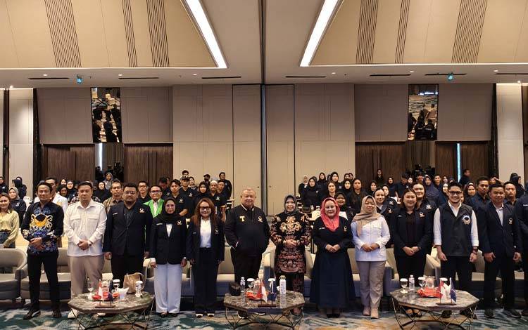 Bupati Kobar dan Bupati Lamandau Hadiri Rakerda NasDem Kalteng, Sekjen DPP: Kedepankan Kepentingan Rakyat