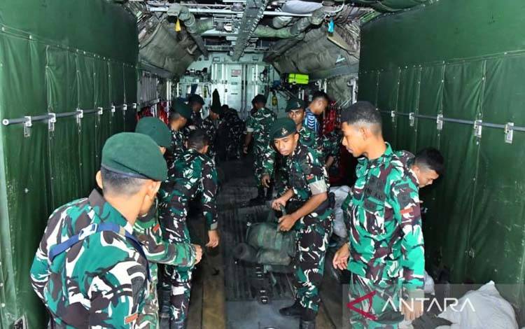 Pesawat AU Antar Personel AD ke Sumut untuk Bertugas di Lokasi Bencana