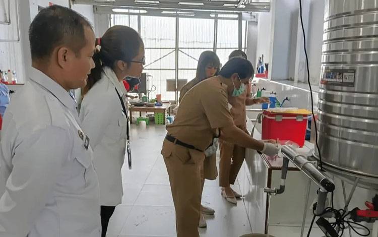 Dinkes Palangka Raya Ambil Sampel Air Uji Kelayakan di Lapas Perempuan