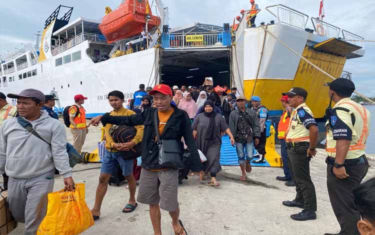 Pelindo 3 Perkuat Layanan, Tambah Kapal dan Fasilitas Canggih Sambut Libur Akhir Tahun