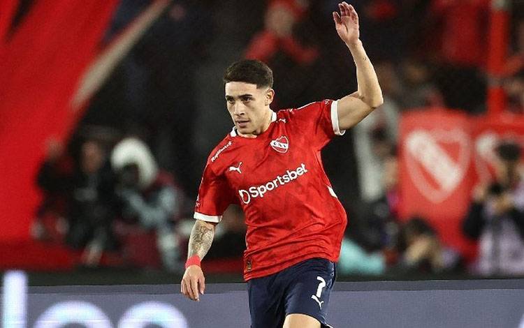 Santiago Montiel Dianugerahi Puskas Award 2025