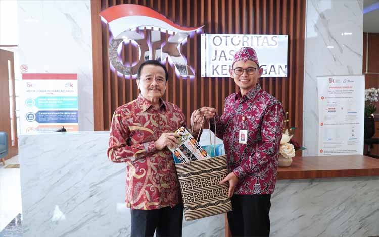 OJK Kalteng - DPD RI Perkuat Pengawasan UU ITE di Daerah