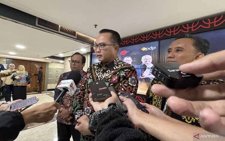 Kepala BRIN Pastikan Bantu Polri Telusuri Sumber Kayu Banjir Sumatera