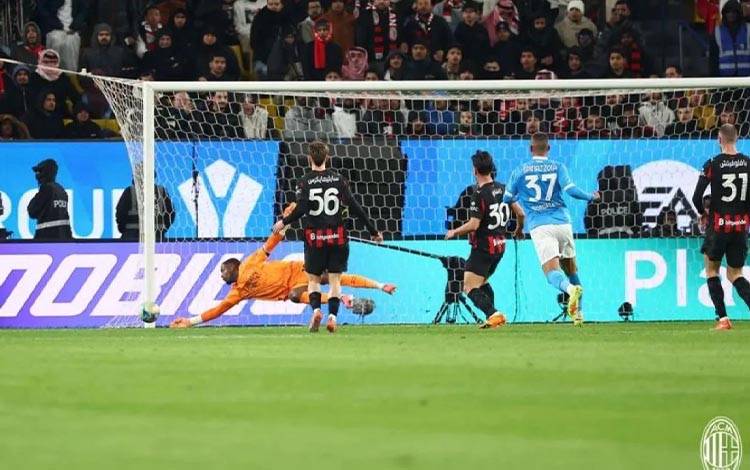 Napoli Singkirkan AC Milan 2-0, Amankan Tiket Final Piala Super Italia 2025