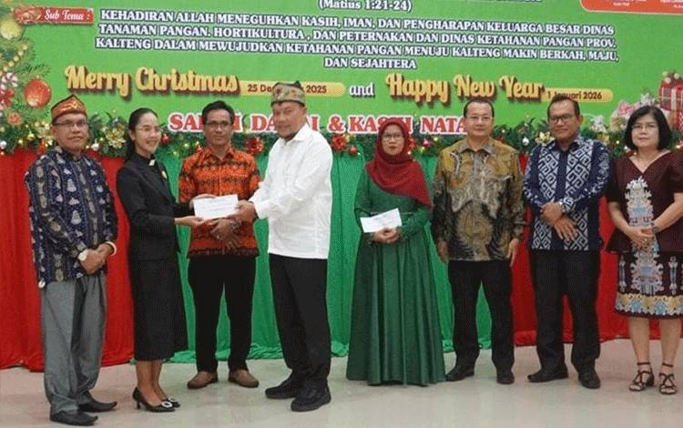 Kepala Dinas TPHP Kalteng: Nilai Natal Harus Terwujud dalam Kinerja ASN
