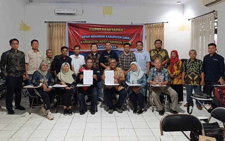 Rapat Dewan Pengupahan Daerah Kabupaten Kotawaringin Timur, Jumat, 19 Desember 2025. (FOTO: IST)