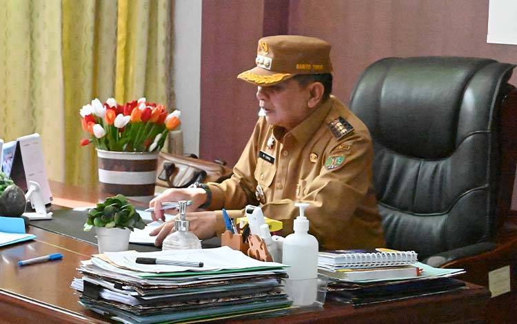 Jelang Natal dan Cuti Bersama, Bupati Bartim Tegaskan Disiplin ASN Harus Tetap Terjaga