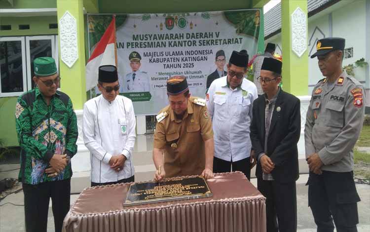 Bupati Saiful Resmikan Gedung MUI Katingan, Harapkan Sinergi untuk Penguatan SDM Masyarakat