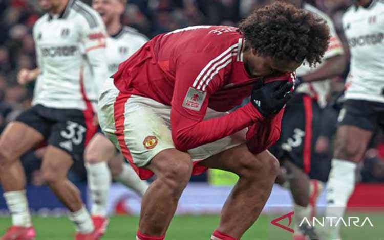 Man United Tahan Keputusan Lepas Zirkzee di Tegah Krisis Pemain