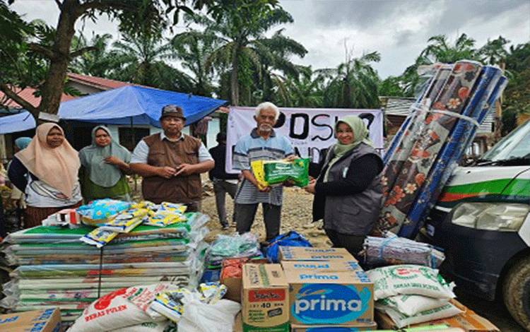 Akademisi dan Organisasi Profesi Salurkan Donasi untuk Korban Banjir di Langkat