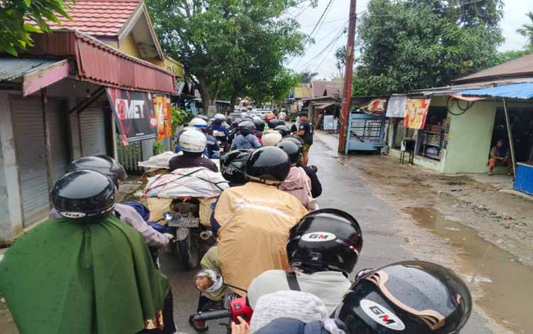 Antrian Feri Mandomai Padat, Jemaah Sekumpul Diimbau Lewat Jalur Basarang