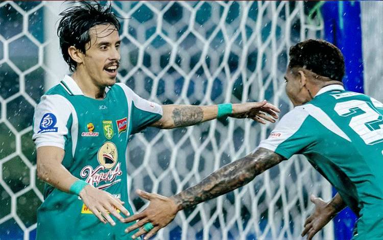 Persebaya Bungkam Persijap dengan Skor Telak 4-0