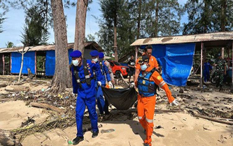 Penemuan Mayat di Pantai Batakan Dipastikan Penumpang KM Dharma Rucitra I