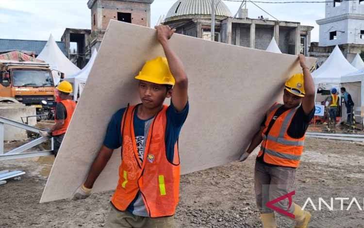 7 BUMN Kerahkan 1.000 Pekerja Bangun 600 Unit Huntara di Aceh Tamiang