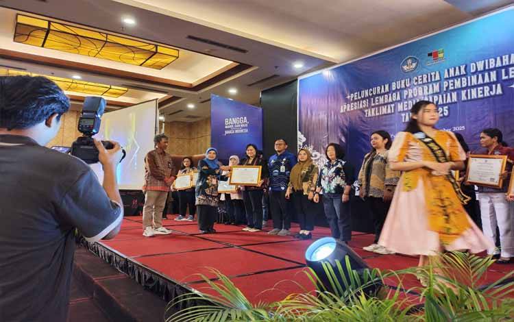 Taklimat Media Balai Bahasa Kalteng Sampaikan Capaian Kinerja Sepanjang 2025