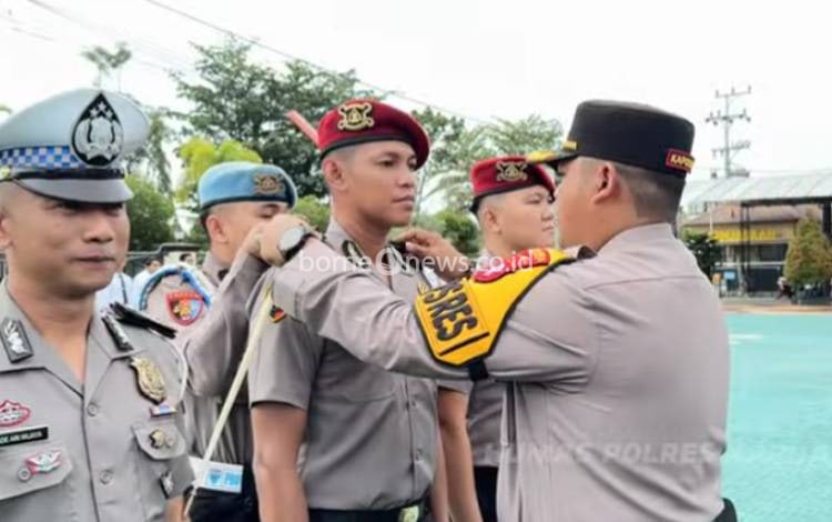 59 Anggota Polres Kapuas Naik Pangkat