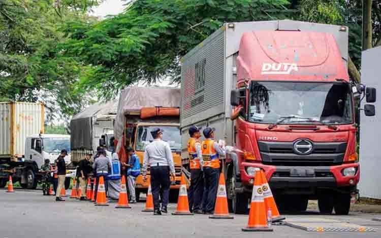 Kemenhub Berlakukan Integrasi Penuh SIM PKB Dukung Zero ODOL
