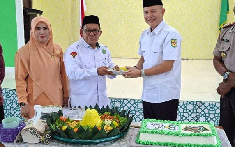 Bupati Gunung Mas Ajak Perkuat Kerukunan Antar Umat Beragama saat Hadiri Peringatan Hari Amal Bakti Kemenag