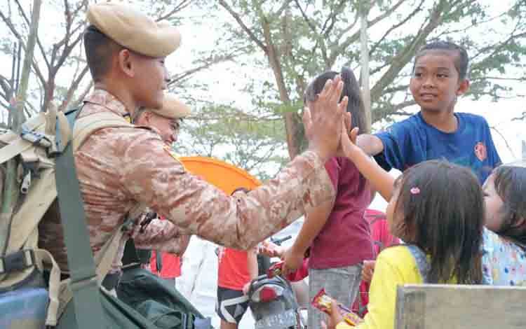 Wamendagri Minta Praja IPDN Pulihkan Roda Pemerintahan Aceh Tamiang
