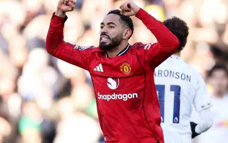 Pramusim: MU Kalahkan Leeds Lewat Adu Penalti di Dublin