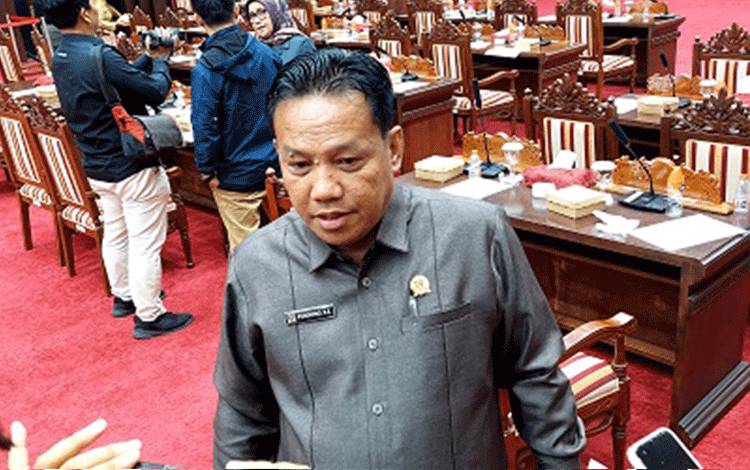 DPRD Kalteng Minta Pemerintah Pusat Perhatikan Jalan Nasional Tamiang Ampah yang Rusak Parah