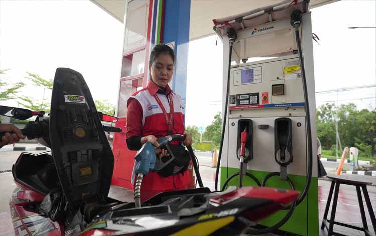 Pertamina Patra Niaga Kalimantan Pastikan Penyaluran BBM Palangka Raya Aman, Antrean Akibat Lonjakan Mobilitas Nataru