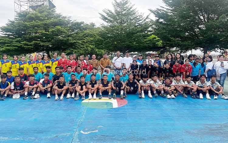 BAPOPSI Barito Timur Gelar Turnamen Perdana Bola Voli Pelajar