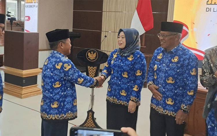 Bupati Kobar Akui Masih Banyak Jabatan Kosong, 12 Posisi Akan Diisi Lewat Seleksi Terbuka
