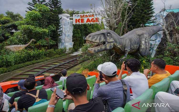 Kelompok Kelas Menengah jadi Tulang Punggung Pariwisata Nasional