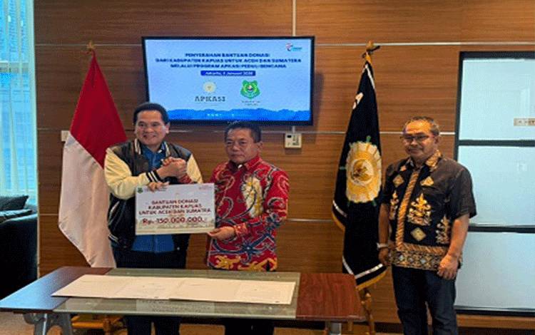 Pemkab Kapuas Salurkan Donasi Rp150 Juta untuk Korban Bencana Aceh dan Sumatera melalui APKASI Peduli