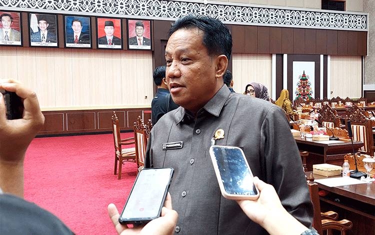 KUHP dan KUHAP Baru Resmi Berlaku, Anggota Komisi I DPRD Kalteng Minta Masyarakat Bijak Bedakan Kritik dan Hujatan