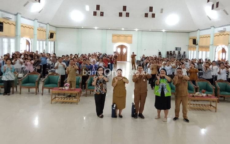 Kuliah Gratis Bagi Guru PAUD di Gunung Mas Diharapkan Tingkatkan Kompetensi