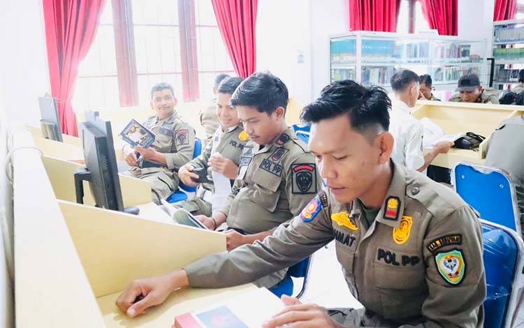 Satpol PP Seruyan Gelar Program Satpol Gemar Membaca, Dorong Budaya Literasi Masyarakat