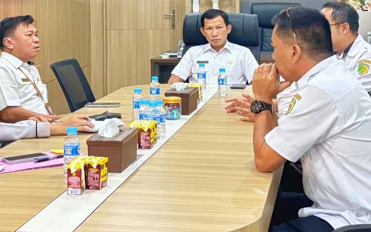 DPMPTSP Palangka Raya Terima Kunjungan Kerja DPMPTSP Katingan, Bagikan Pengalaman MPP Digital